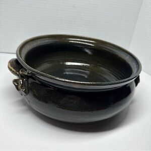 Handmade signed pottery Jeff McDowell ground creations lizard handles